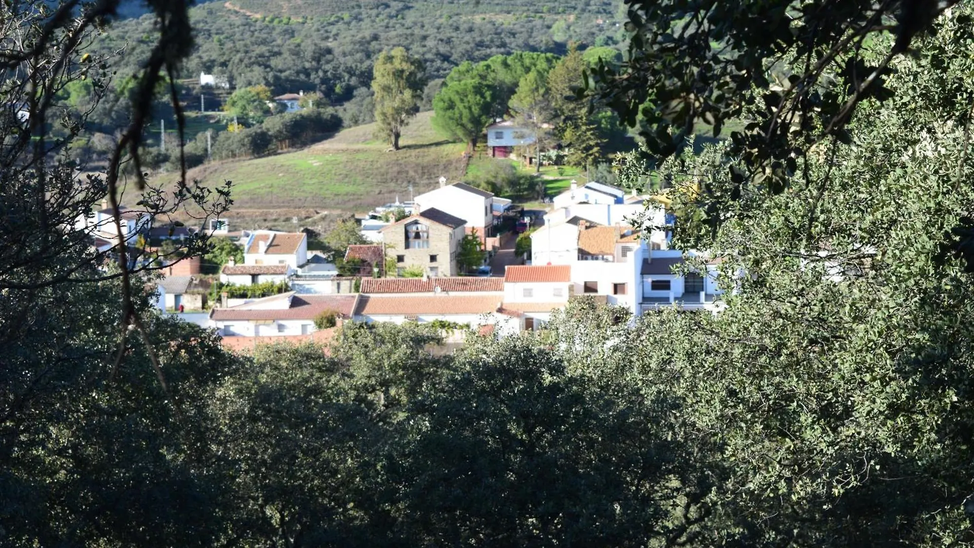 Villamaria, Alma De Despenaperros Miranda del Rey 0*,